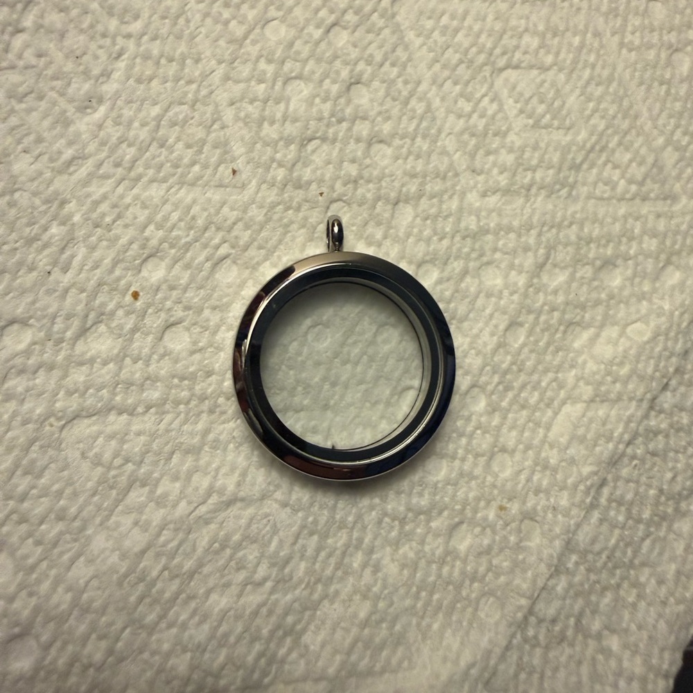 Origami Owl Large Silver locket